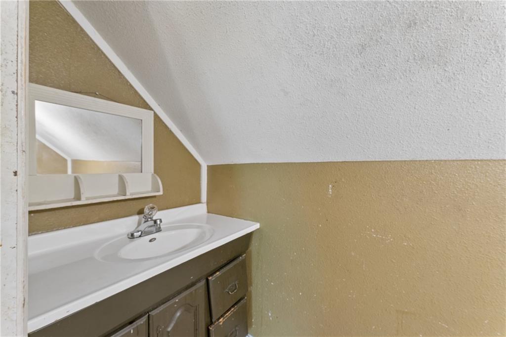 5234 Ne Barnes Avenue Property Photo 17