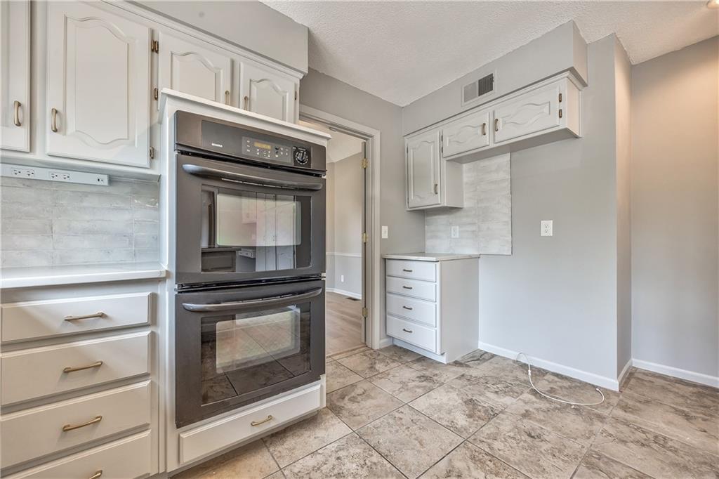 4512 W 90th Street Property Photo 16
