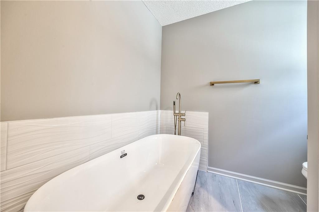 4512 W 90th Street Property Photo 28