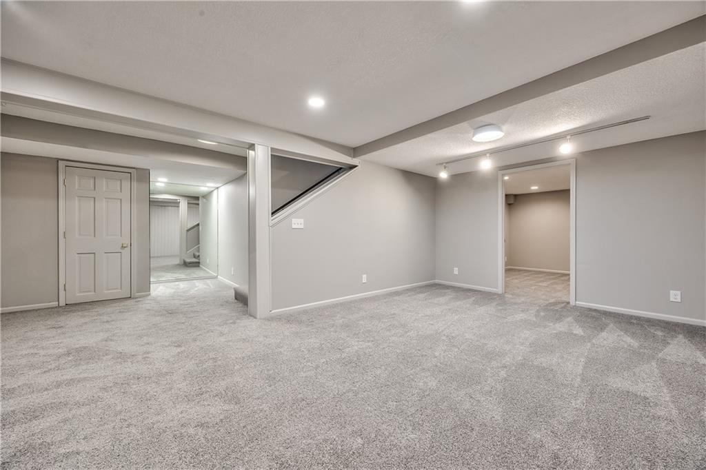 4512 W 90th Street Property Photo 41
