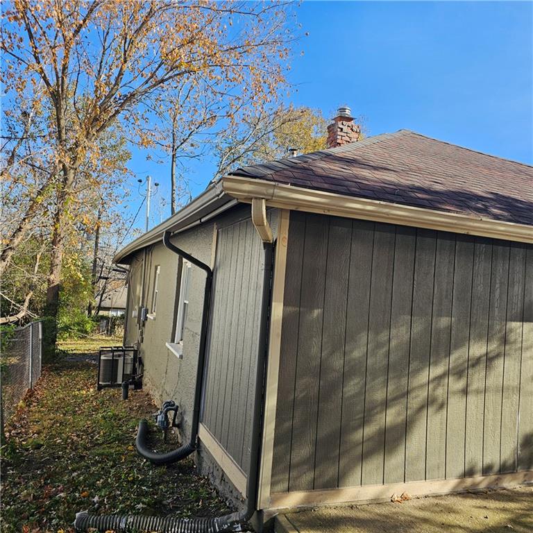 8309 Wabash Avenue Property Photo 6