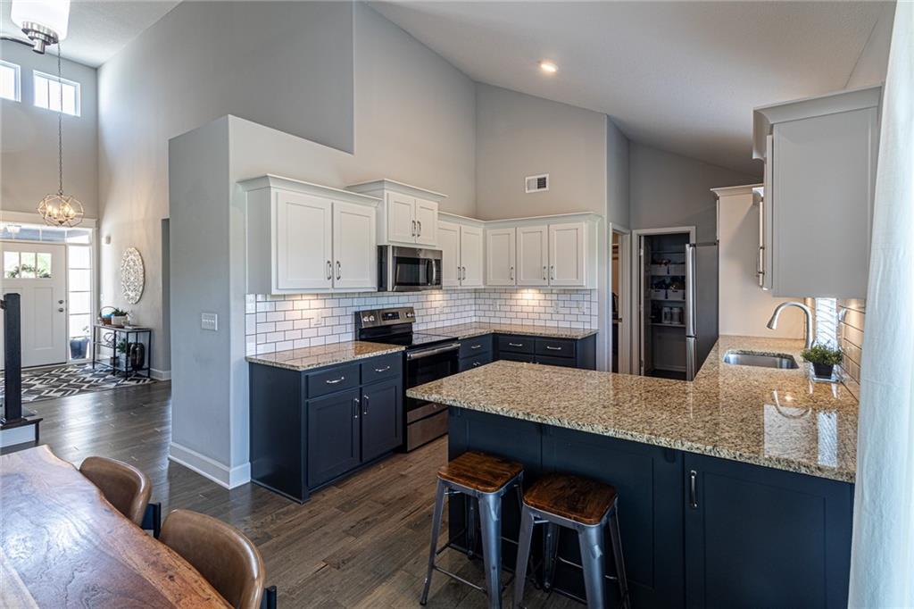 10524 N Randolph Avenue Property Photo 17