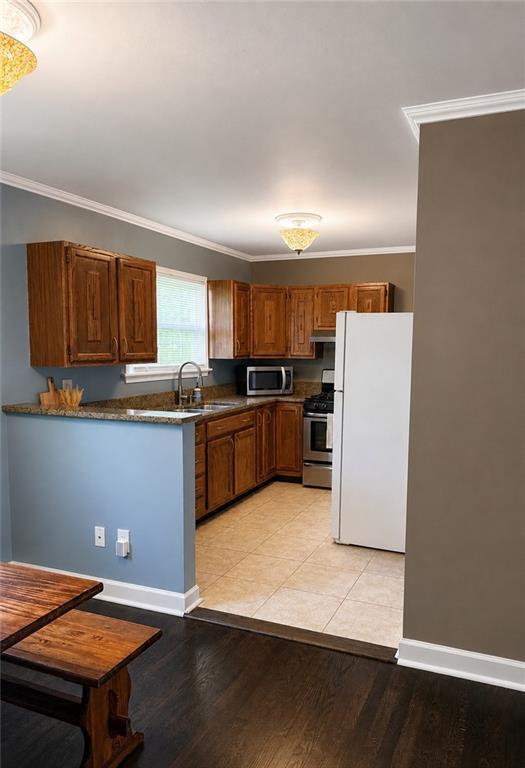 4640 N Bristol Avenue Property Photo 6