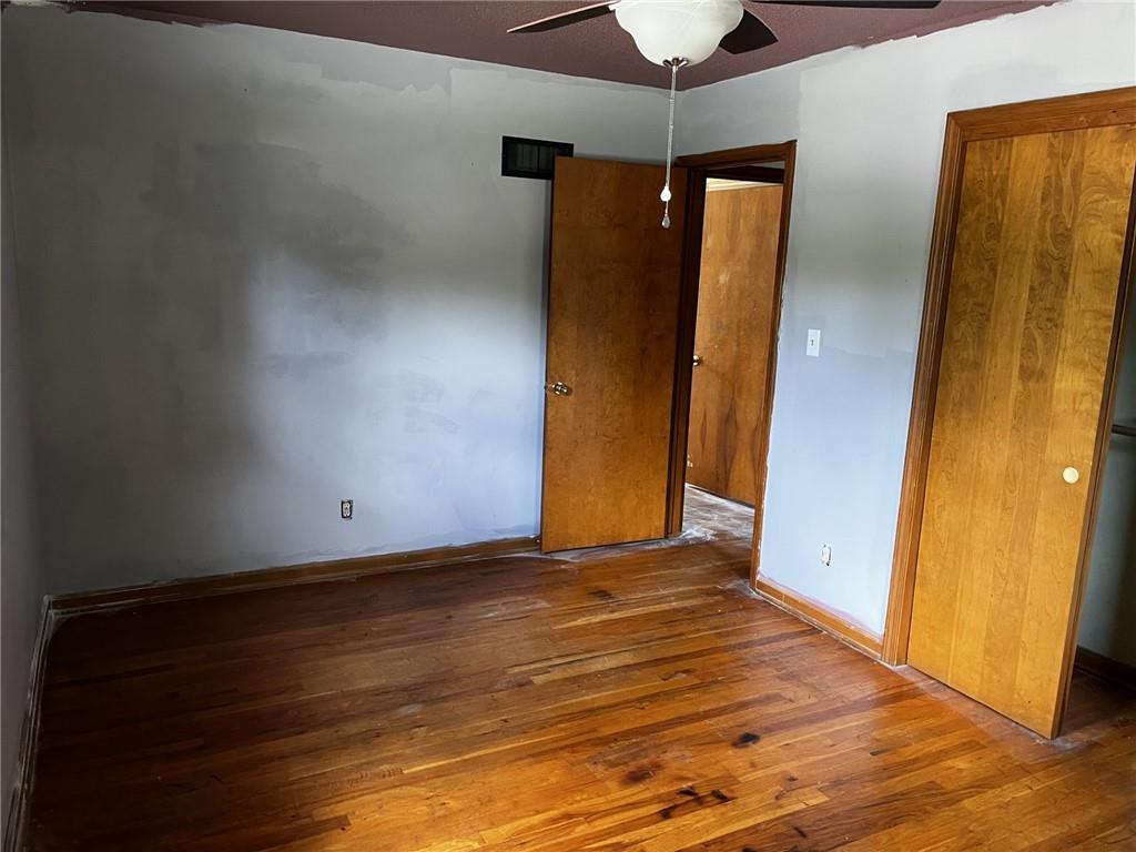 1204 Wornall Road Property Photo 11