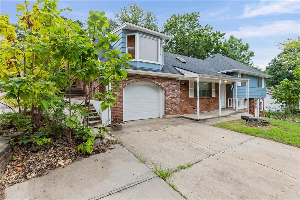 213 Briar Lane Property Photo 2