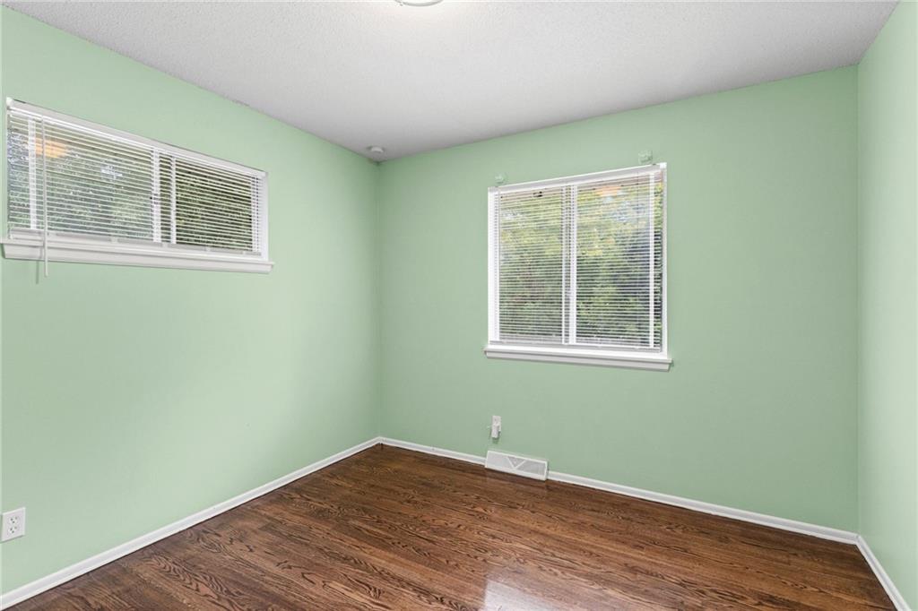 213 Briar Lane Property Photo 24