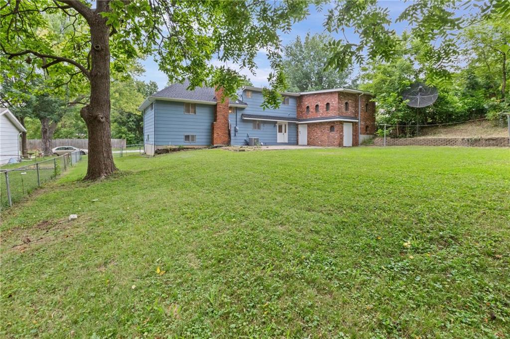 213 Briar Lane Property Photo 32