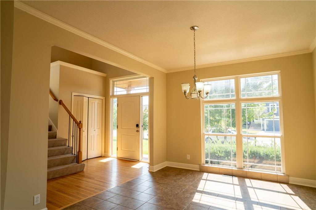 10760 N Laurel Avenue Property Photo 6