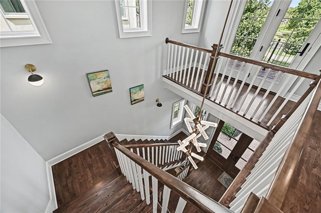 5207 Meadowbrook Parkway Property Photo 4