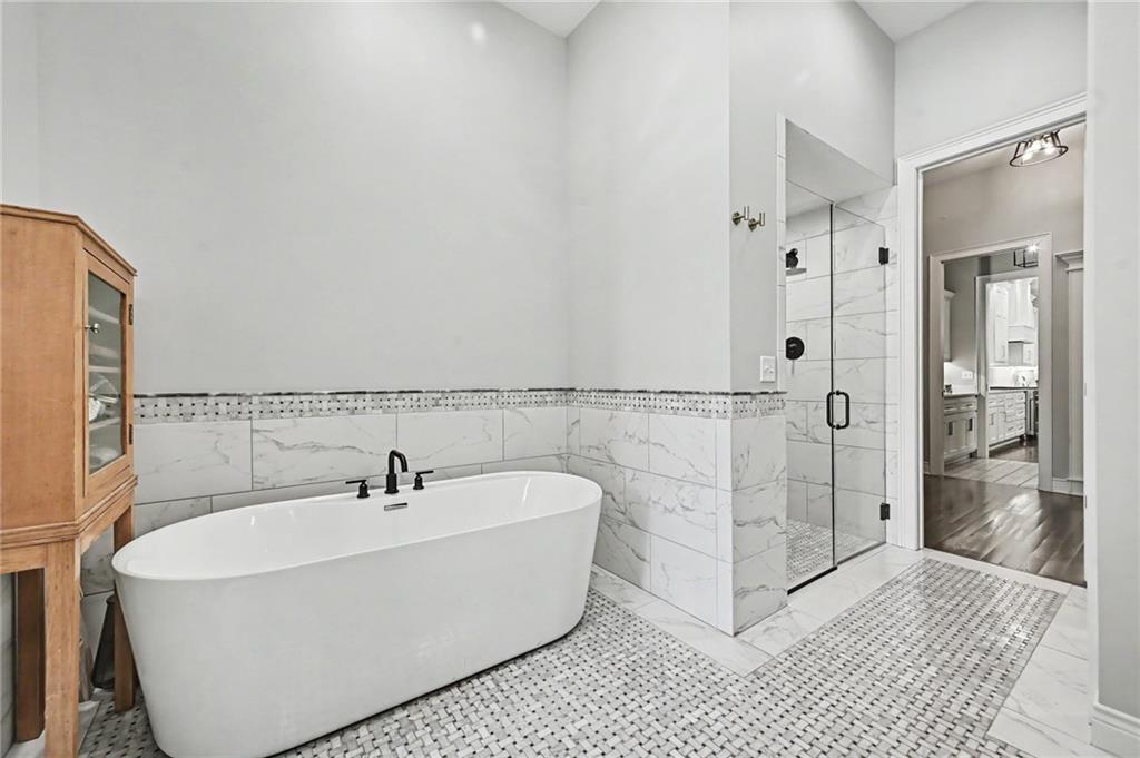 5207 Meadowbrook Parkway Property Photo 21