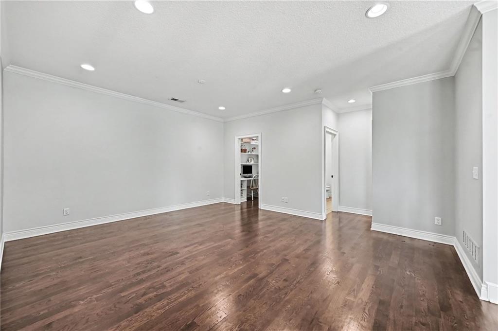 5207 Meadowbrook Parkway Property Photo 27