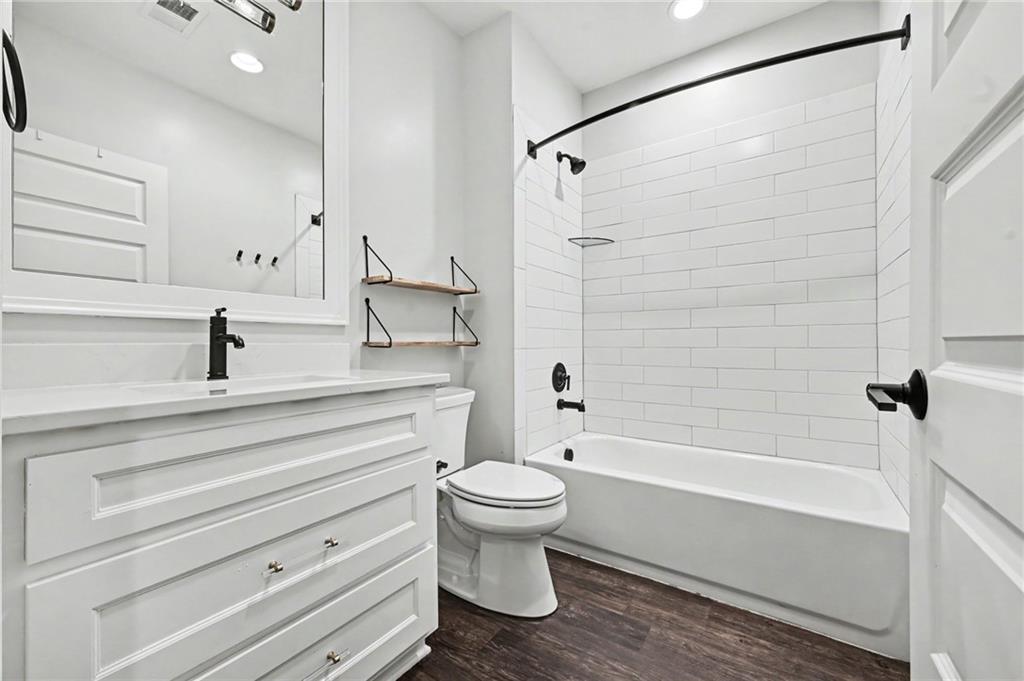 5207 Meadowbrook Parkway Property Photo 38