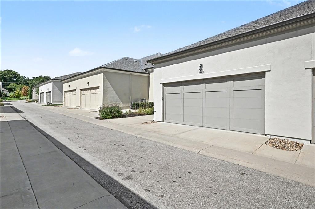 5207 Meadowbrook Parkway Property Photo 45
