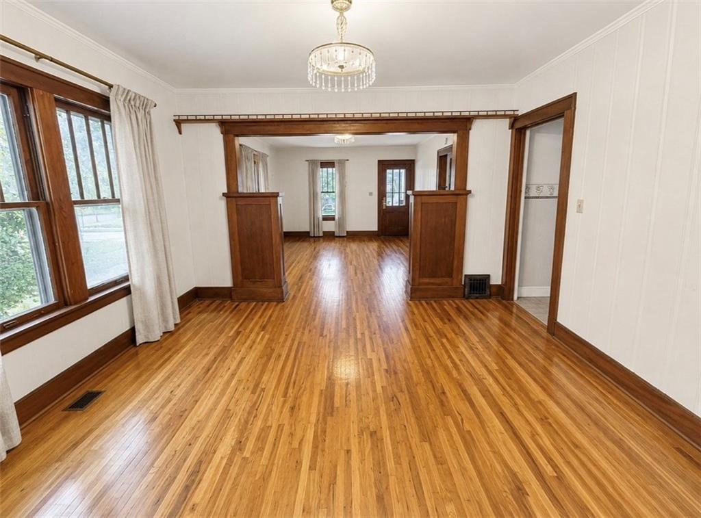417 S Walnut Street Property Photo 8