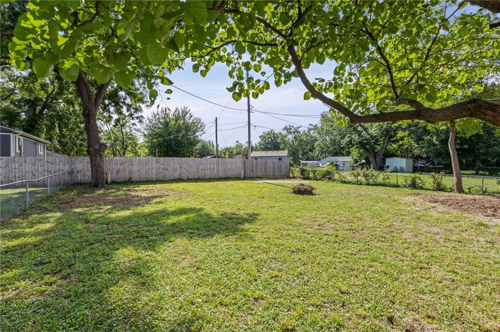 1713 N Whitney Road Property Photo 20