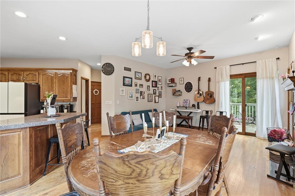 809 Cottonwood Place Property Photo 11