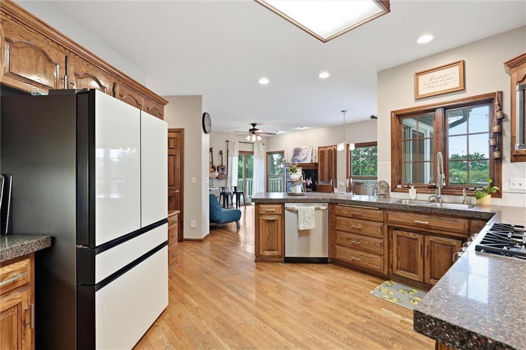 809 Cottonwood Place Property Photo 15