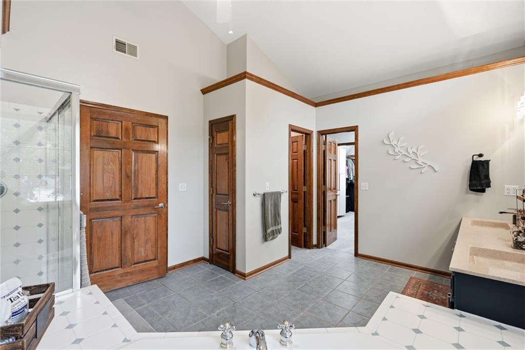 809 Cottonwood Place Property Photo 27