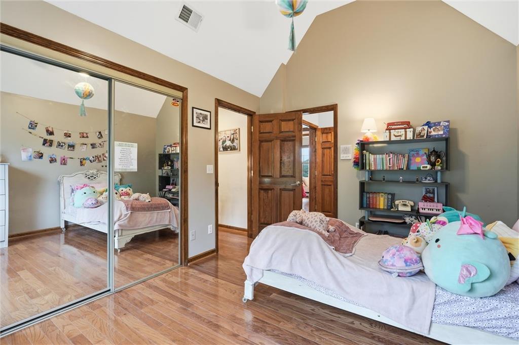 809 Cottonwood Place Property Photo 31