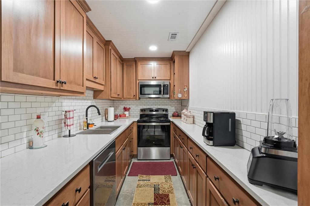 809 Cottonwood Place Property Photo 41
