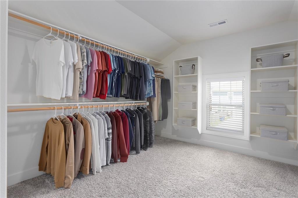 8492 Valley Spring Drive Property Photo 22