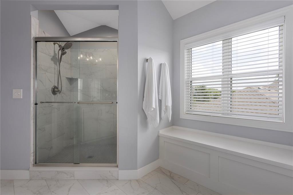8492 Valley Spring Drive Property Photo 24