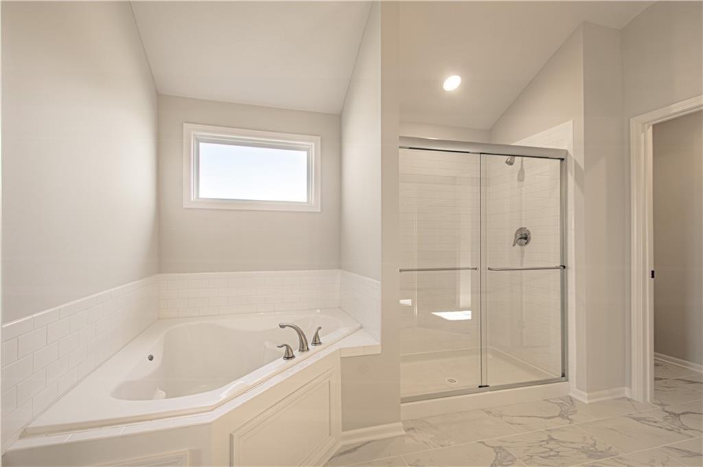 10141 N Brighton Avenue Property Photo 20