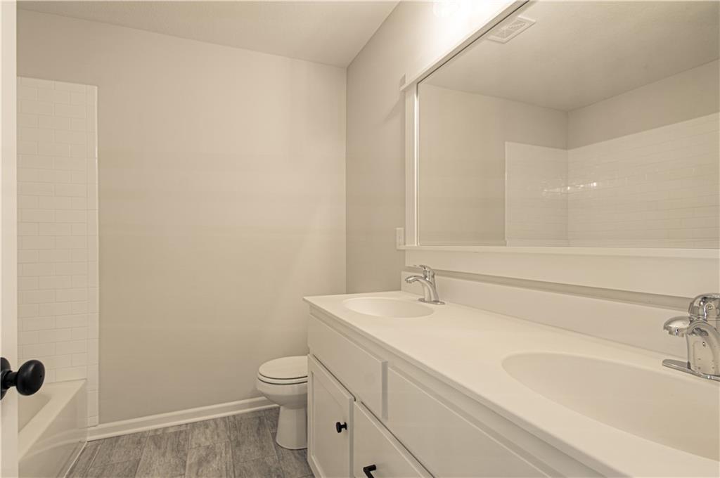 10141 N Brighton Avenue Property Photo 28