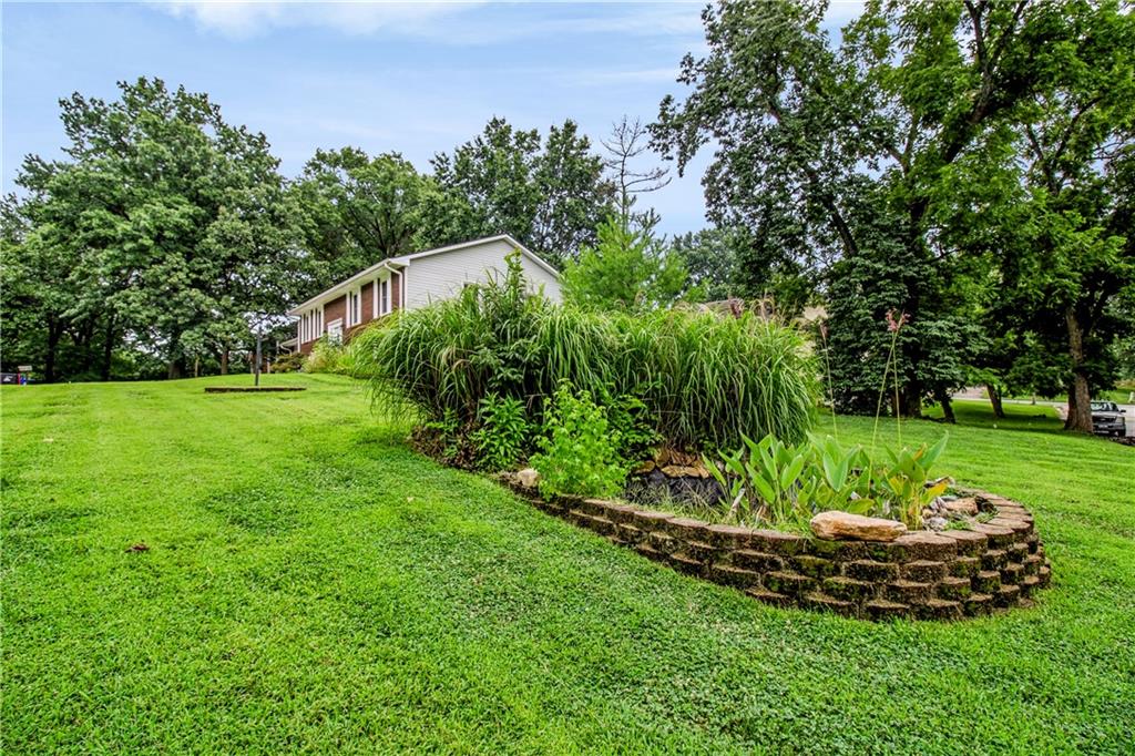 15 Circle Drive Property Photo 4