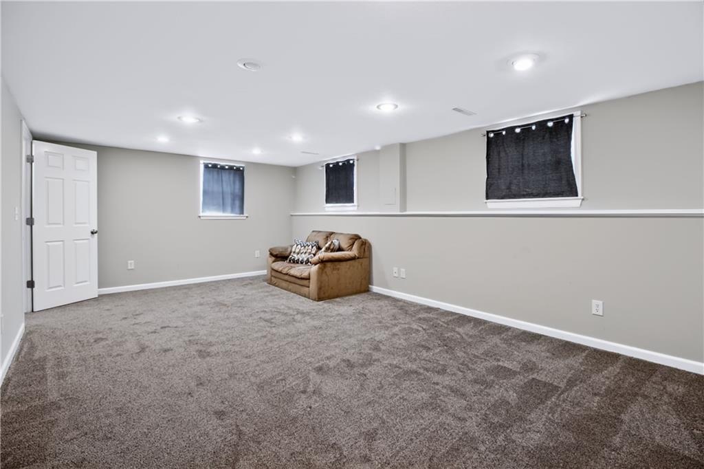 15 Circle Drive Property Photo 23