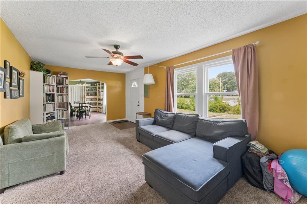 8001 Blue Ridge Boulevard Property Photo 7