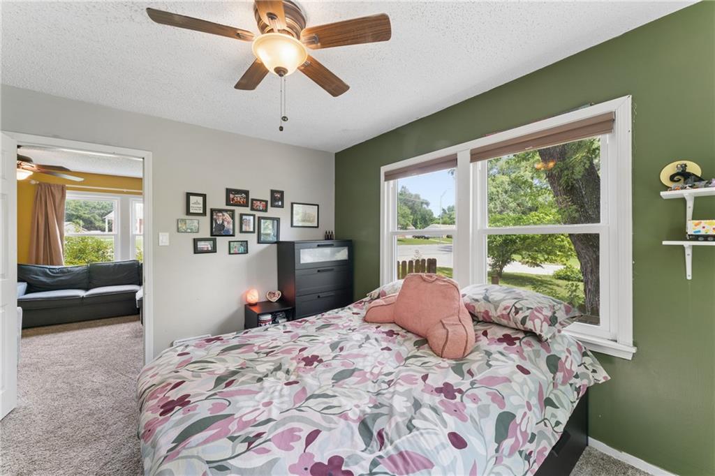 8001 Blue Ridge Boulevard Property Photo 21