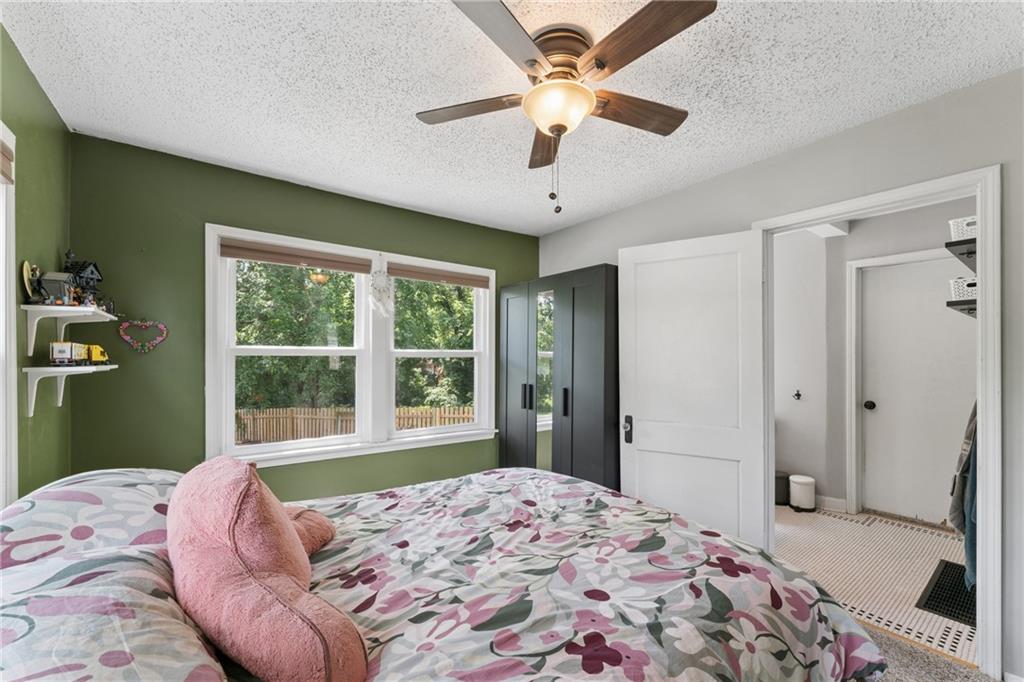 8001 Blue Ridge Boulevard Property Photo 22