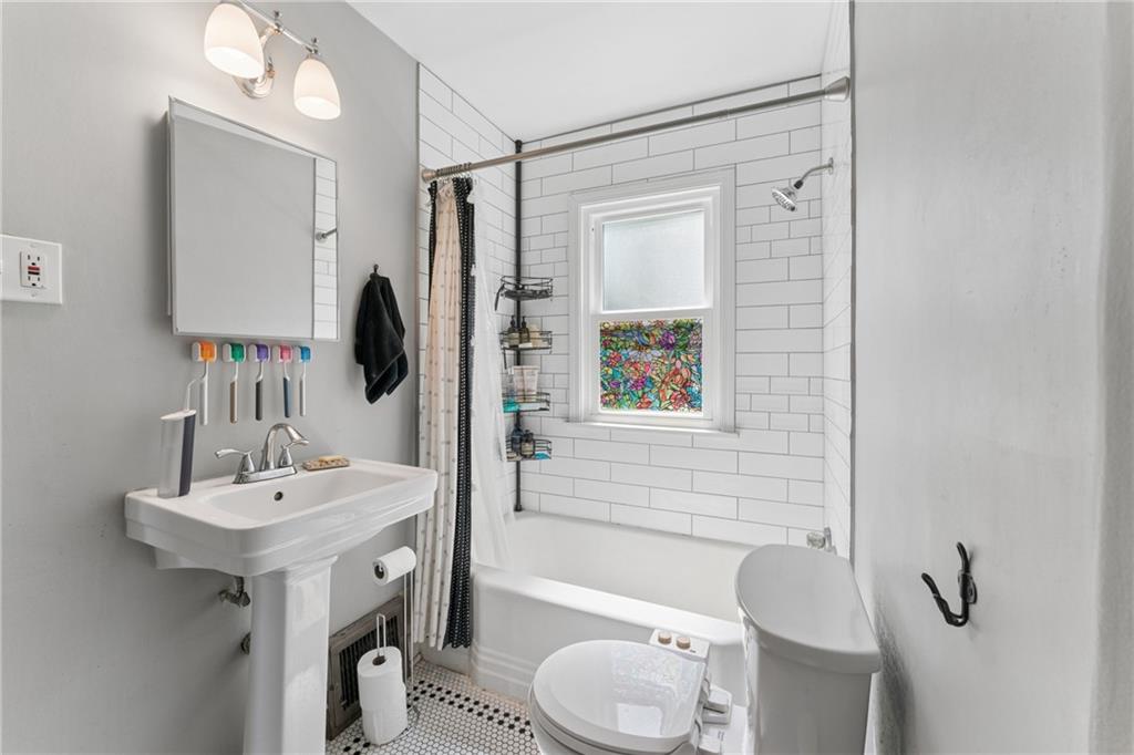 8001 Blue Ridge Boulevard Property Photo 24