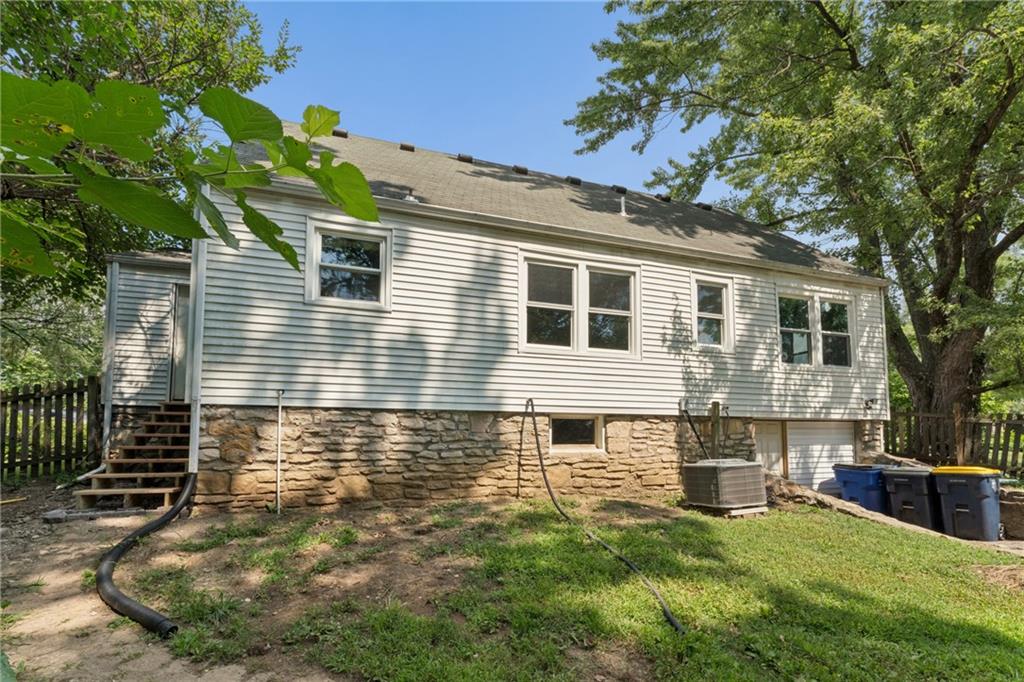 8001 Blue Ridge Boulevard Property Photo 36