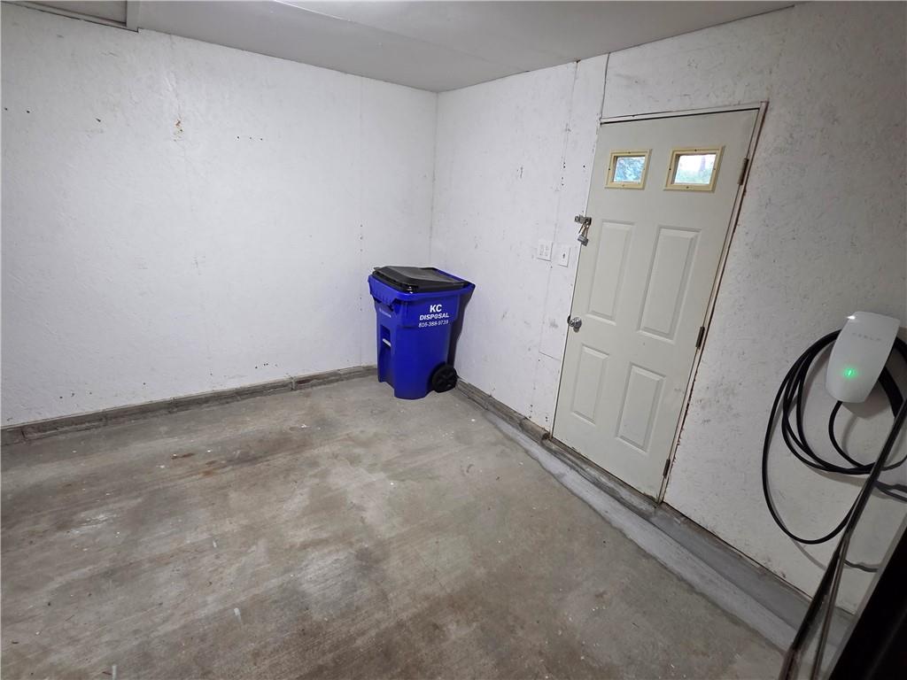 7211 Lamar Avenue Property Photo 17