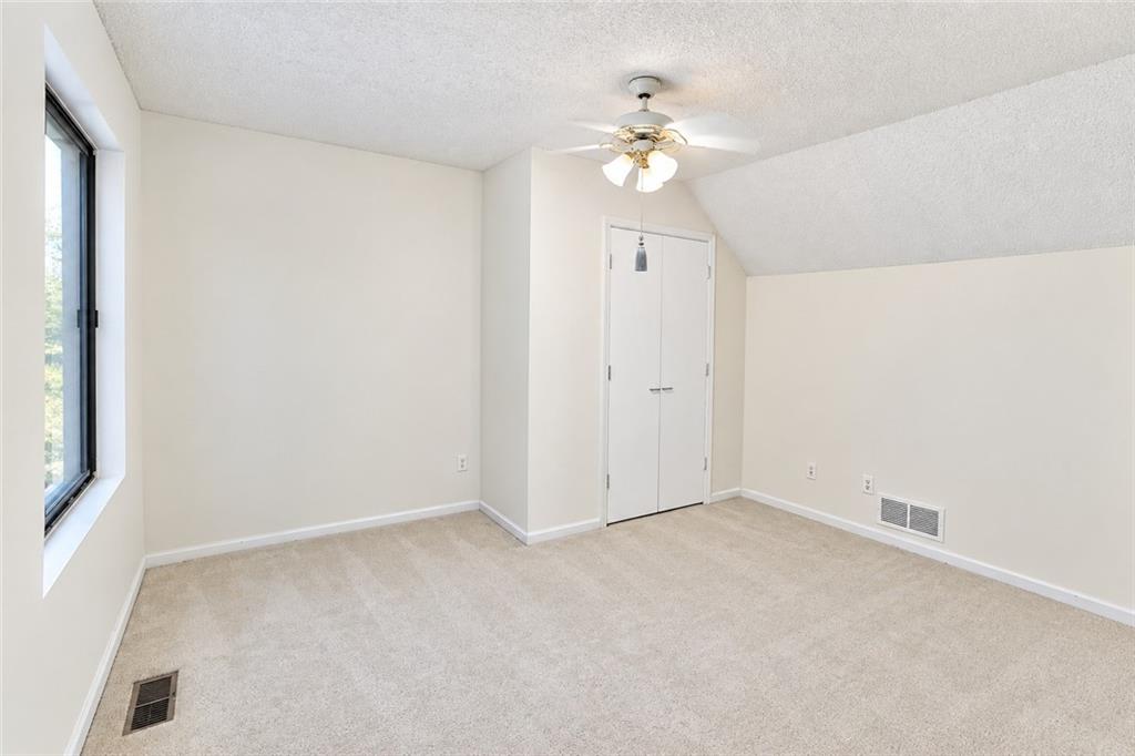 13723 W 58th Terrace Property Photo 14