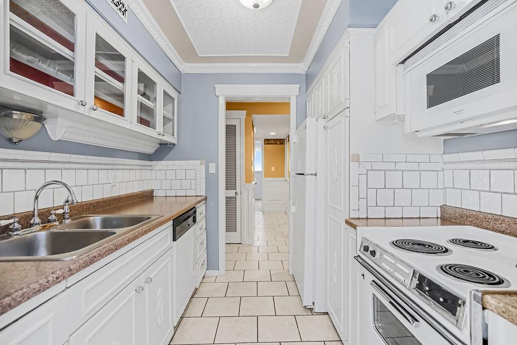 5013 Walnut Street Property Photo 12