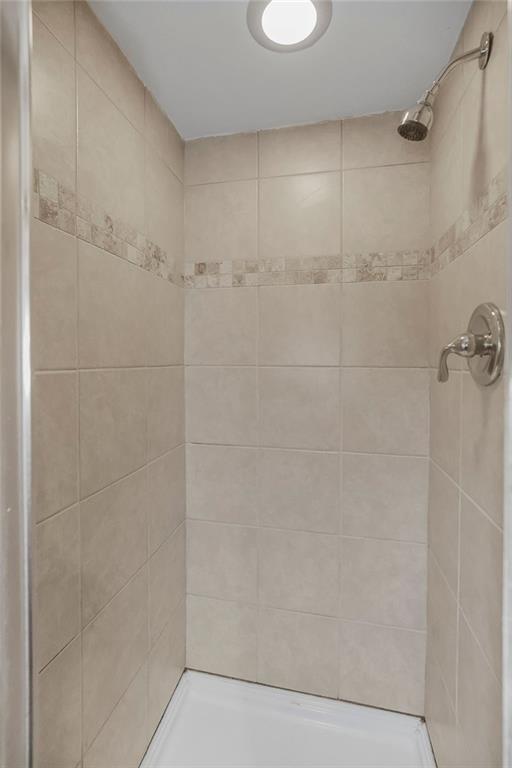 5013 Walnut Street Property Photo 19