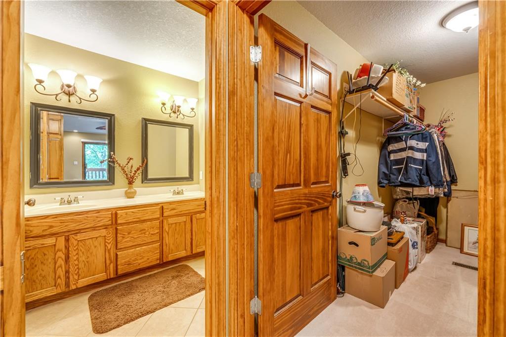 22967 Peppermint Drive Property Photo 32