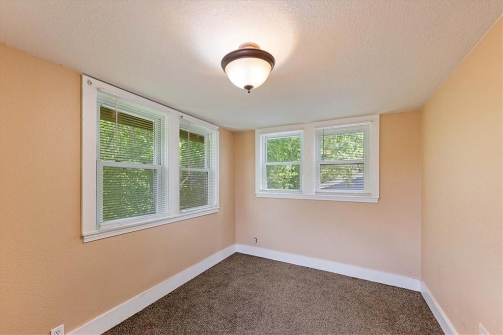 3929 Euclid Avenue Property Photo 15