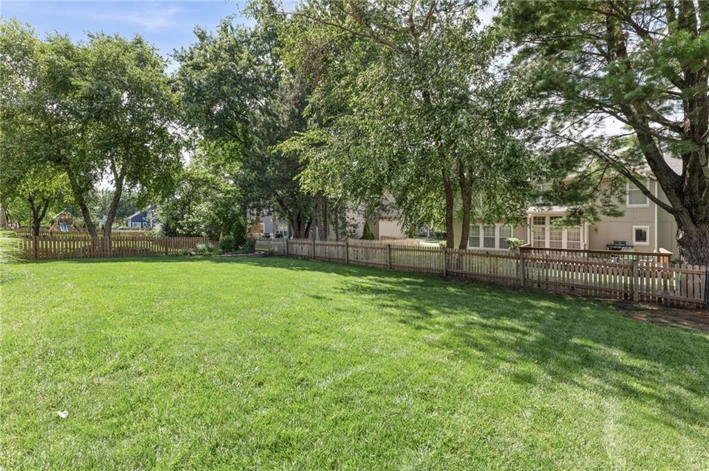 13016 Sherwood Drive Property Photo 49