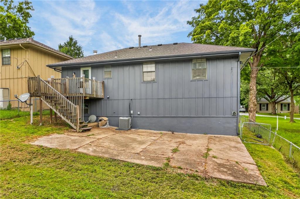 5209 Ne 46th Street Property Photo 6