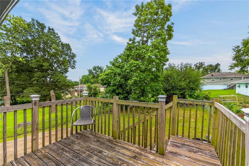 5209 Ne 46th Street Property Photo 7