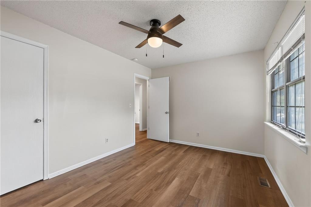 5209 Ne 46th Street Property Photo 17