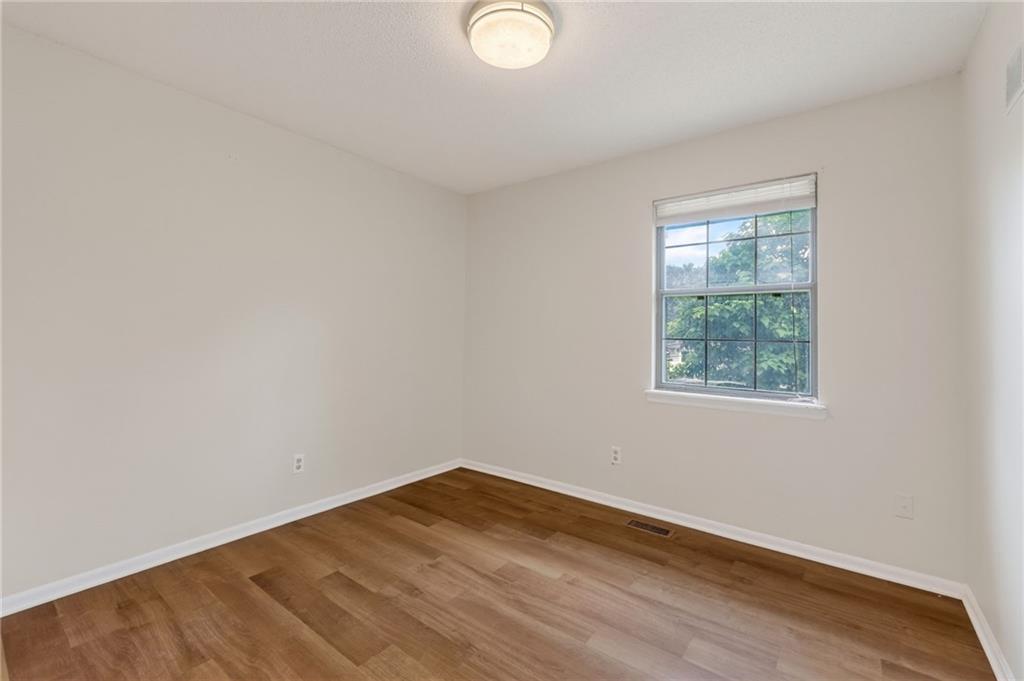 5209 Ne 46th Street Property Photo 18