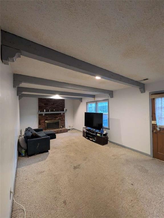 10709 Beacon Avenue Property Photo 4