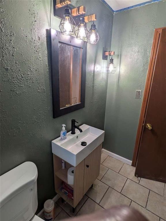 10709 Beacon Avenue Property Photo 7