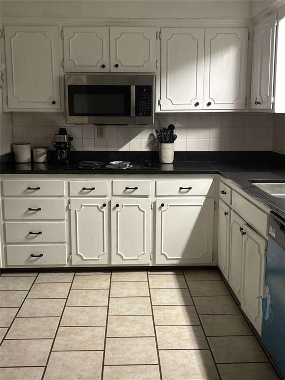 10709 Beacon Avenue Property Photo 16