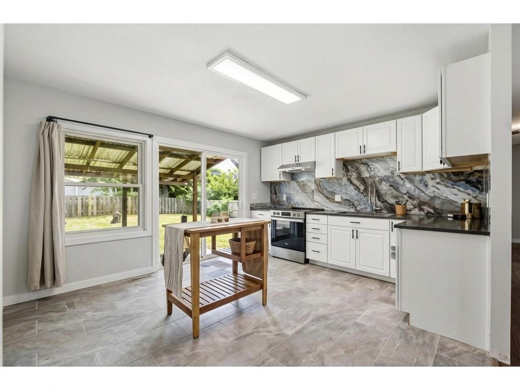 1211 N Cedar Crest Drive Property Photo 17